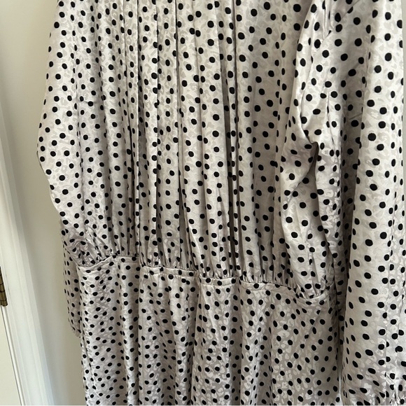 Hilary Macmillan size 2X women’s silver/white satin polka dot black NWT! - Picture 9 of 11